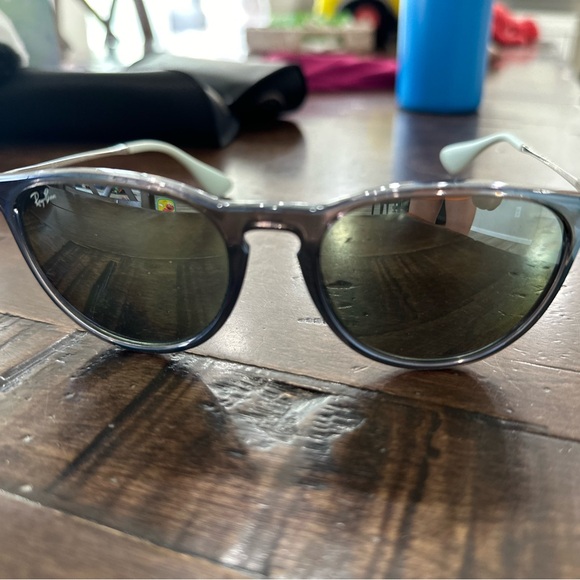 Ray-Ban Erika Classic Frame in a silver - Picture 1 of 13